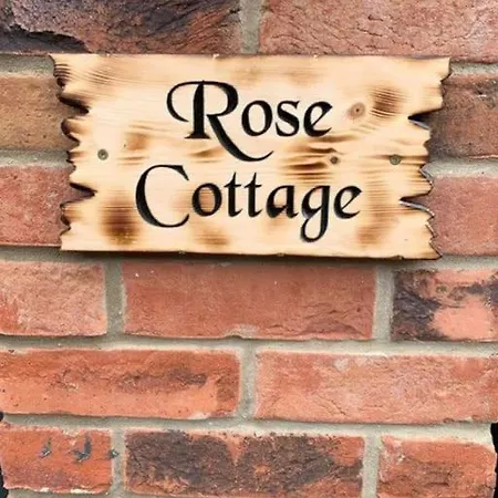 Pet Friendly Cottage Ashbourne With Parking Exterior photo